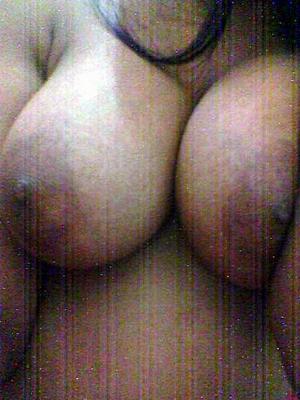 Panadura Couple Scandal Nude_16.jpg Cute Kerala Babe in White Panties and Nude